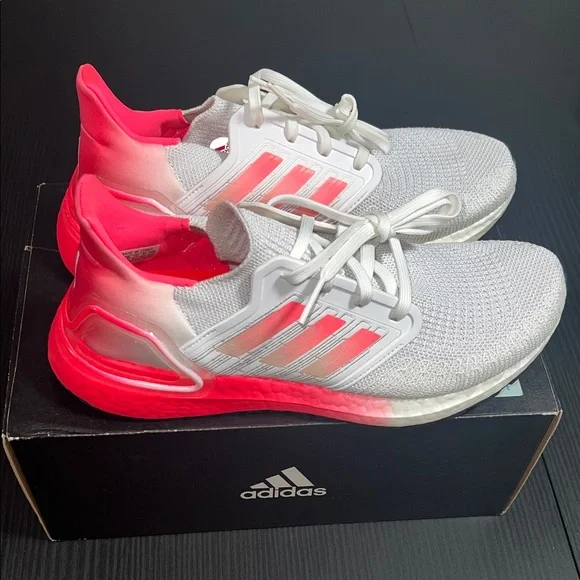 Adidas ULTRABOOST 20 Womens size 9 running sneakers - Picture 4 of 10